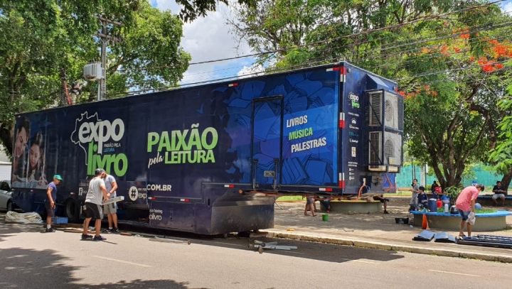 Carreta do ‘ExpoLivro´ chega a Manaus com o apoio da prefeitura