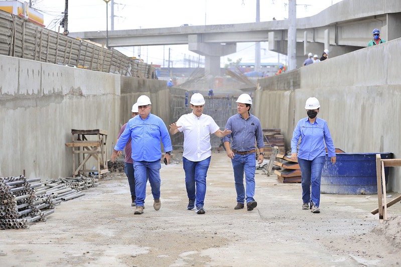 Obras do Viaduto Rei Pelé